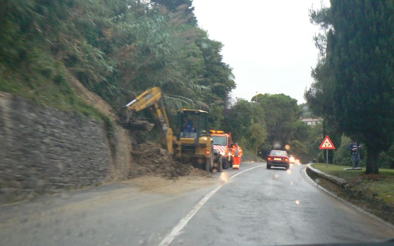 Izmenični promet Valeta - Beli Križ.JPG