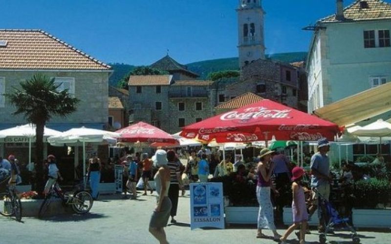 Jelše, Hvar