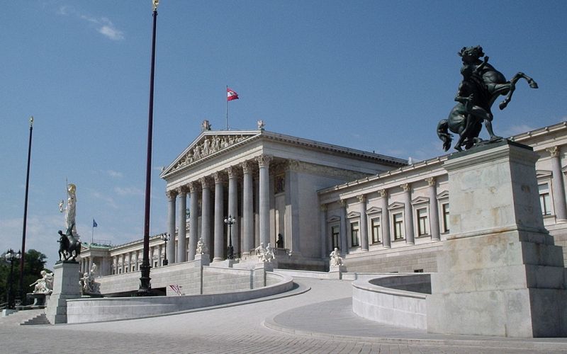 avstrija dunaj parlament.jpg