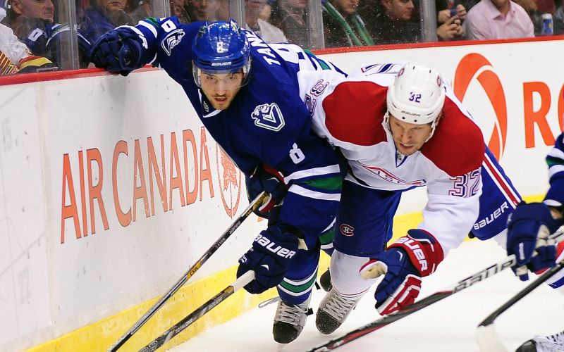nhl re.jpg