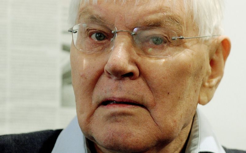kajetan kovič.jpg