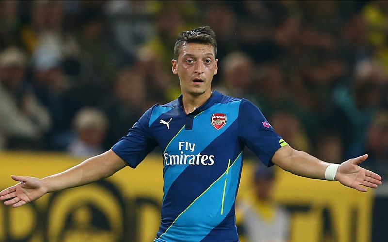 771-54-ozil2.jpg