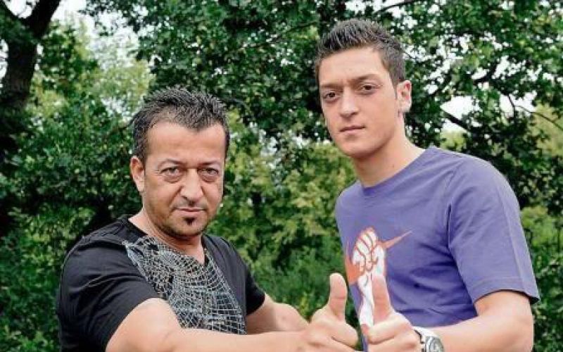 771-54-ozil1.jpeg