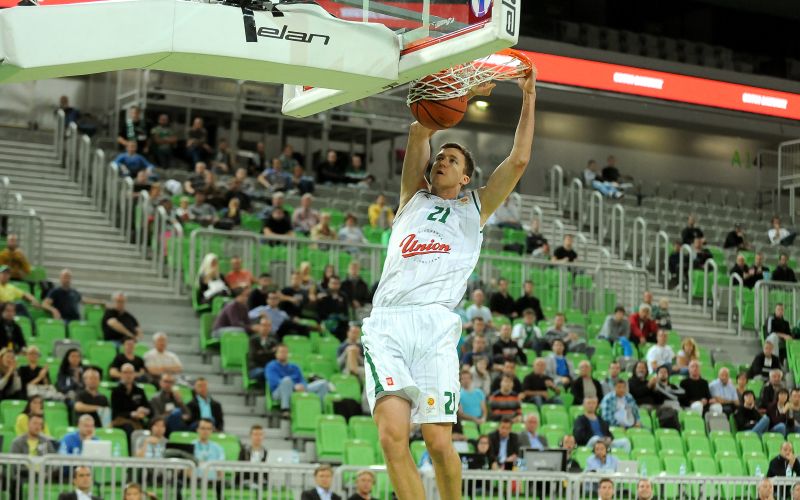 774-24-mahkovic ap.JPG