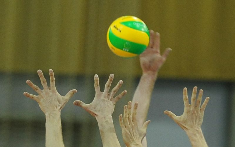 ach volley nm.jpg