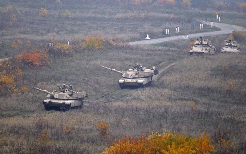 bradley ifv tank nato poljska amerika zda.jpg