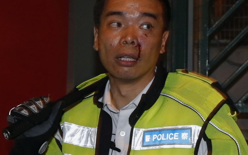 hongkong protesti nemiri policija policist kitajska