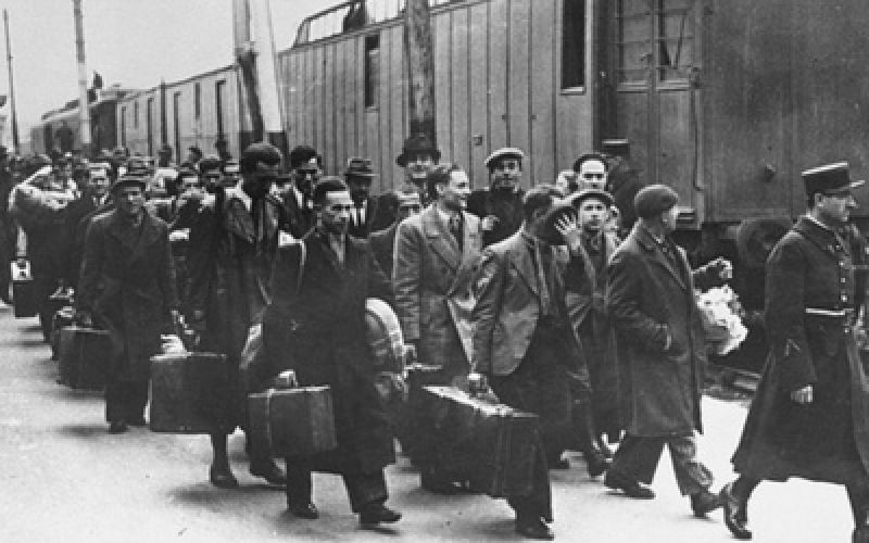 Deportations_from_Paris.jpg