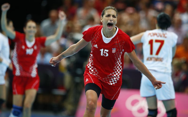 andrea penezic.jpg