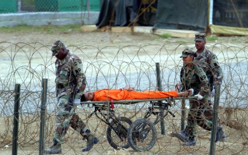 guantanamo zapornik mucenje.jpg