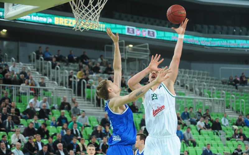 olimpija zenit.jpg