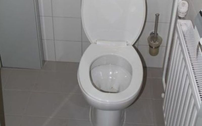 wc.jpg