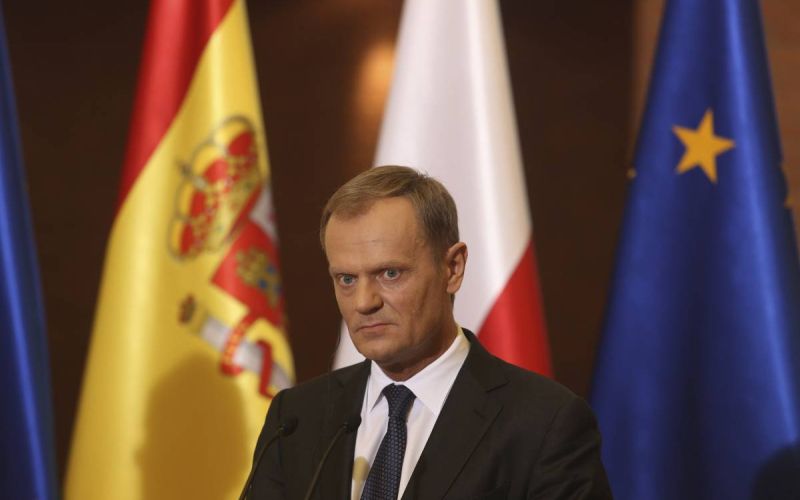2014-06-23T132843Z_507508900_GM1EA6N1N7M01_RTRMADP_3_POLAND-TAPES-TUSK.JPG