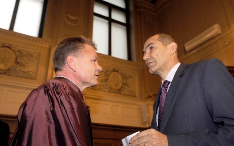 matoz_jansa_bobo_21.11.11.jpg