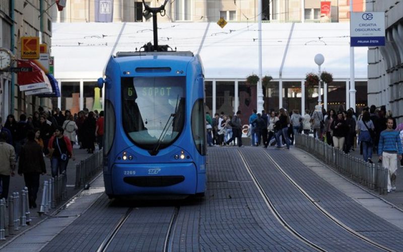 tramvaj_bobo_25.07.13.jpg