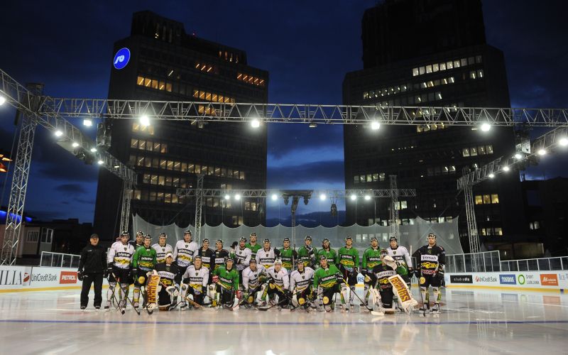 trg republike olimpija ap.jpg