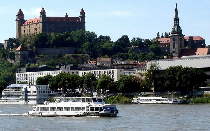 bratislava.jpg
