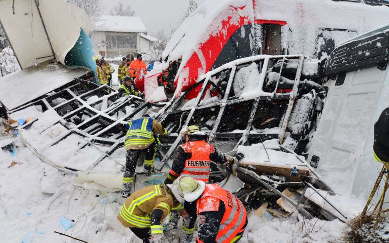 nesreča vlak tovornjak garmisch partenkirchen