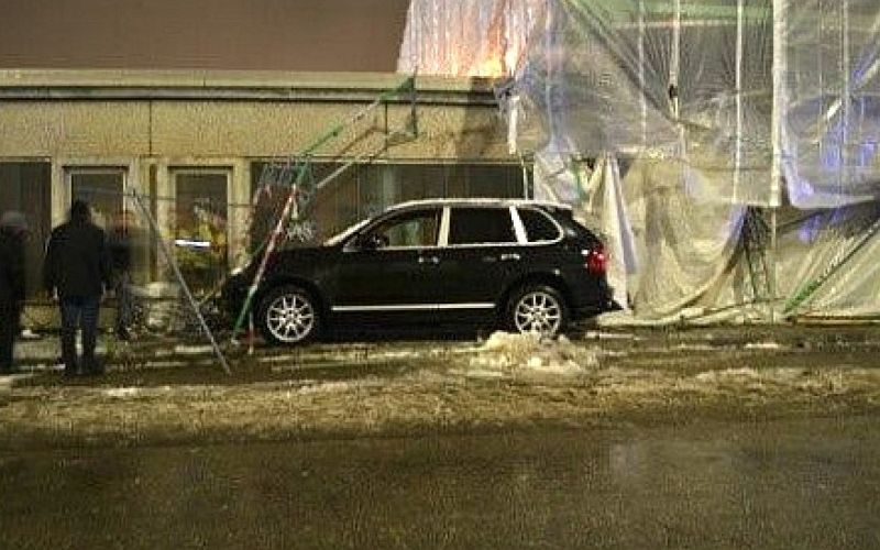 porsche cayenne.jpg