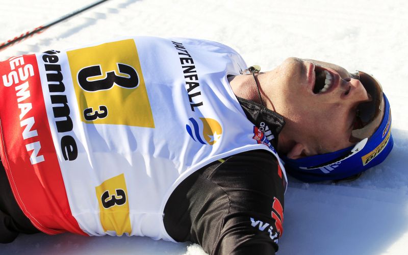 Tim Tscharnke re.jpg
