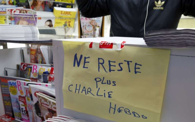 charlie hebdo, razprodan.jpg