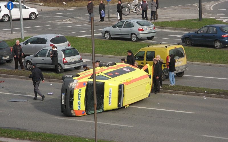 Rešilec, Celovška, nesreča 3.jpg