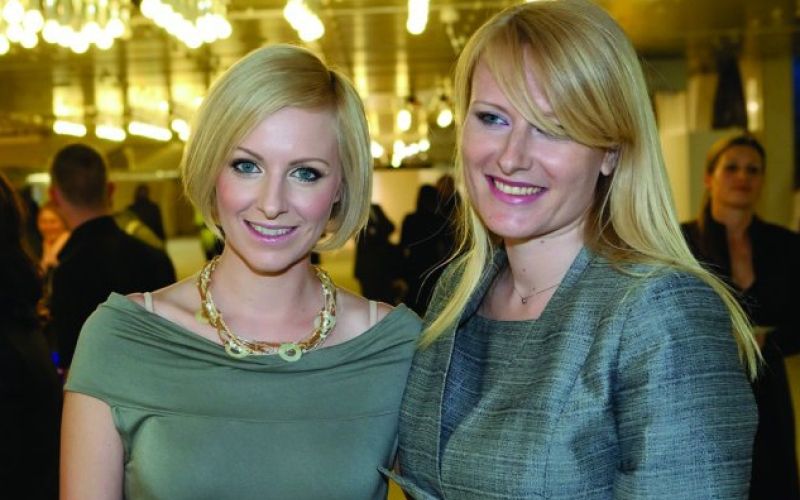 nina, anja tomažin.jpg