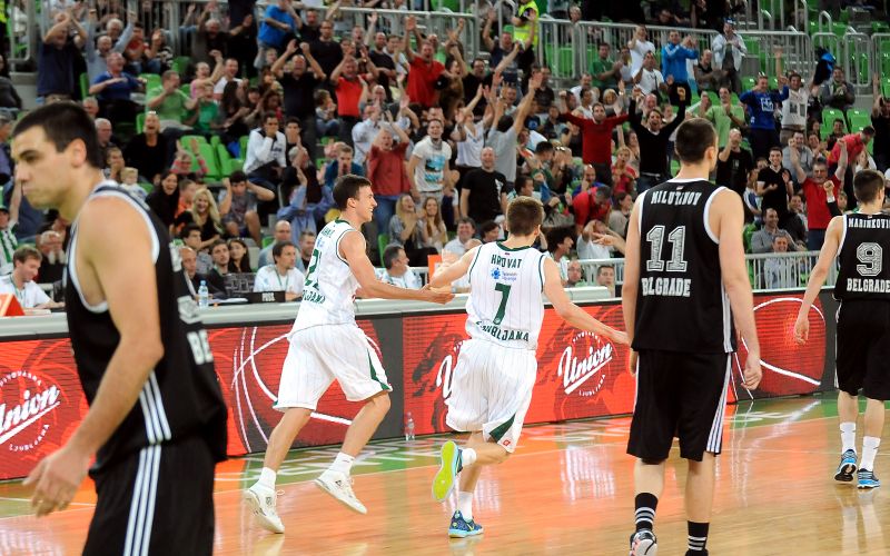 831-32-mahkovic ap.jpg