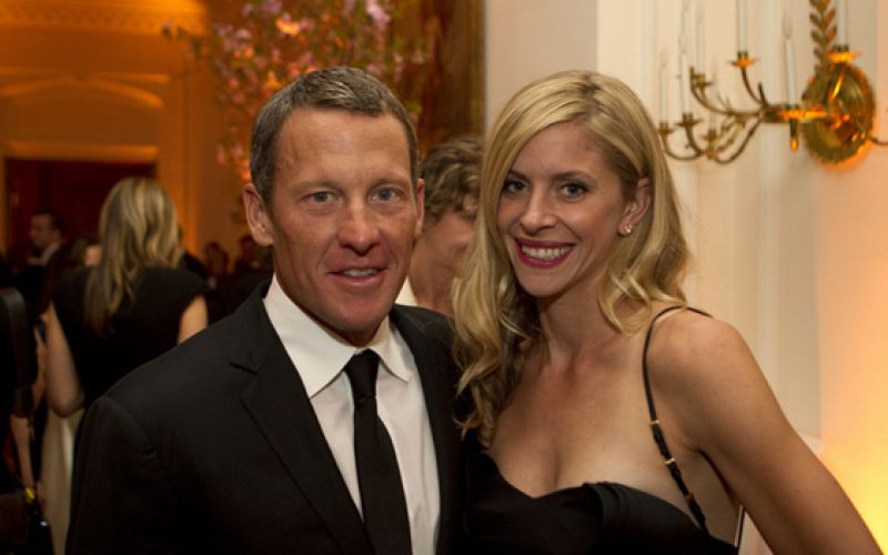 lance armstron anna hansen.png