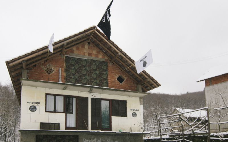 gornja maoča, zastava, isis.jpg