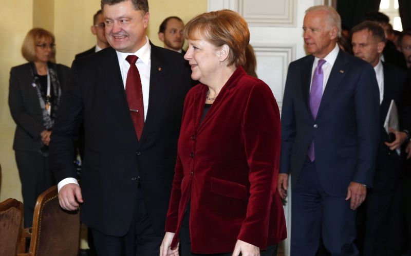 merkel, porošenko.jpg