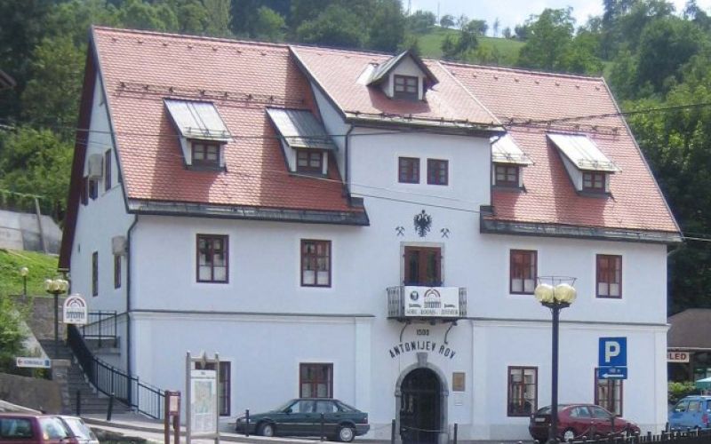 uvodna