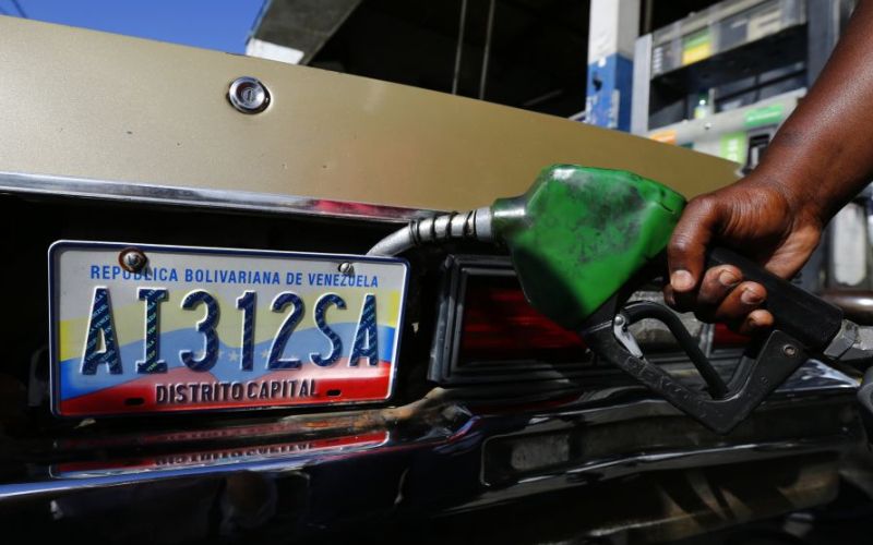 venezuela nafta bencin avtomobil registrska tablica.jpg