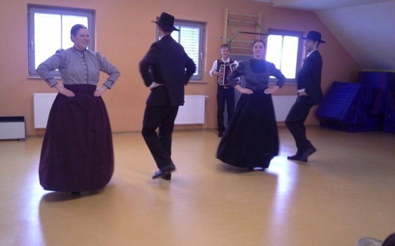 kulturno_v_vrtcu___001.jpg