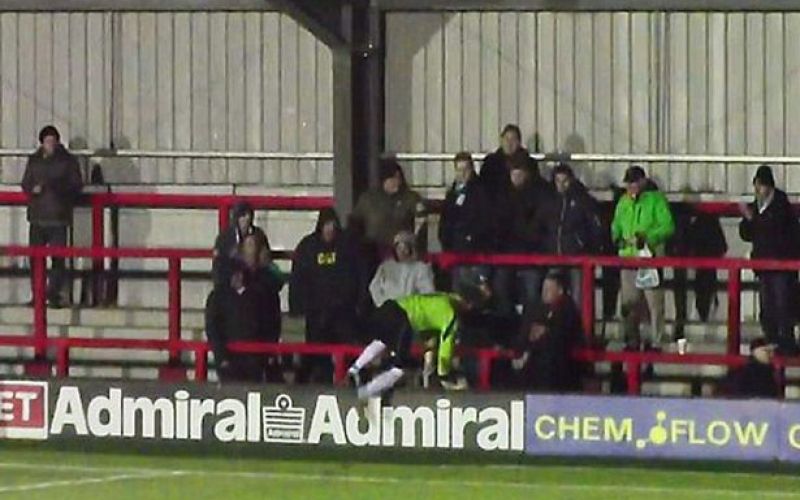 Kingstonian-and-Bognor-Regis-incident.jpg