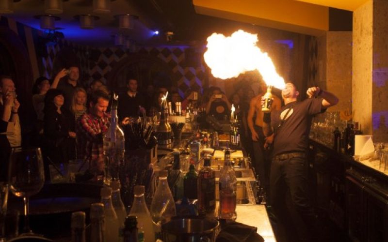 Bar