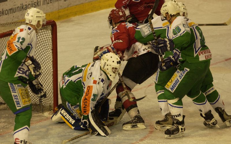 861-56-olimpija jesenice.jpg