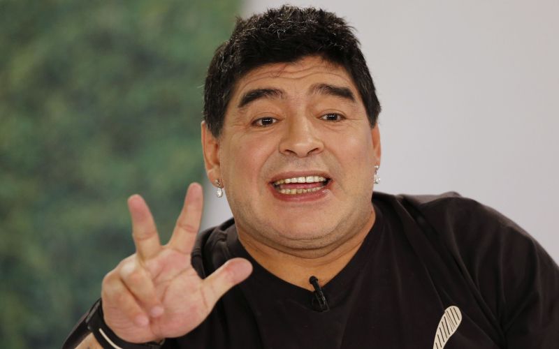 maradona2 re.jpg