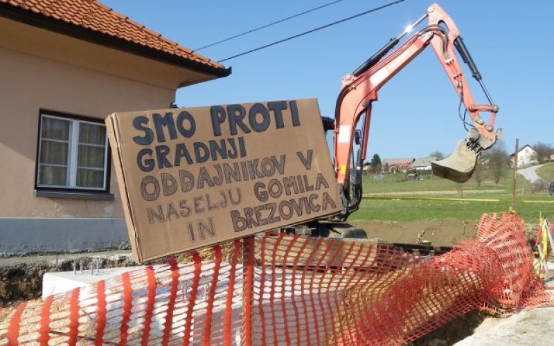 Gomile, Brezovica pri Mirni
