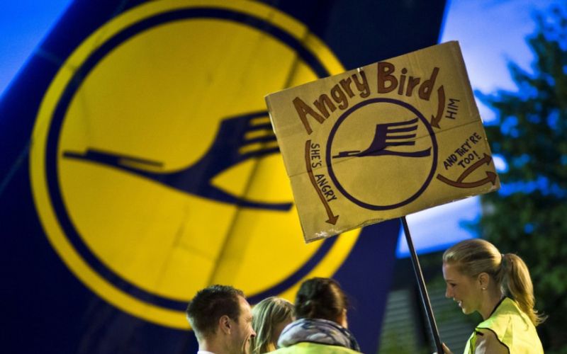 lufthansa pilot stevardesa letalo štrajk stavka
