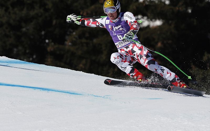 hirscher re.jpg