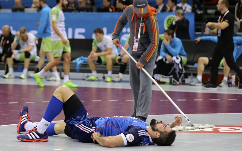 875-25-karabatic re.jpg