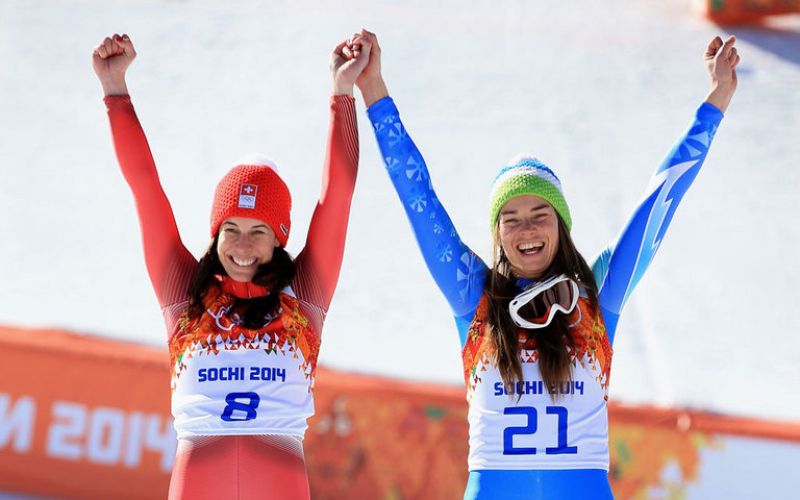 Dominique-Gisin-Tina-Maze.jpg