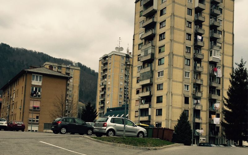 Hrastnik, Log.jpg