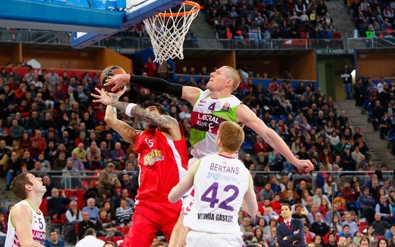 olympiacos .jpg