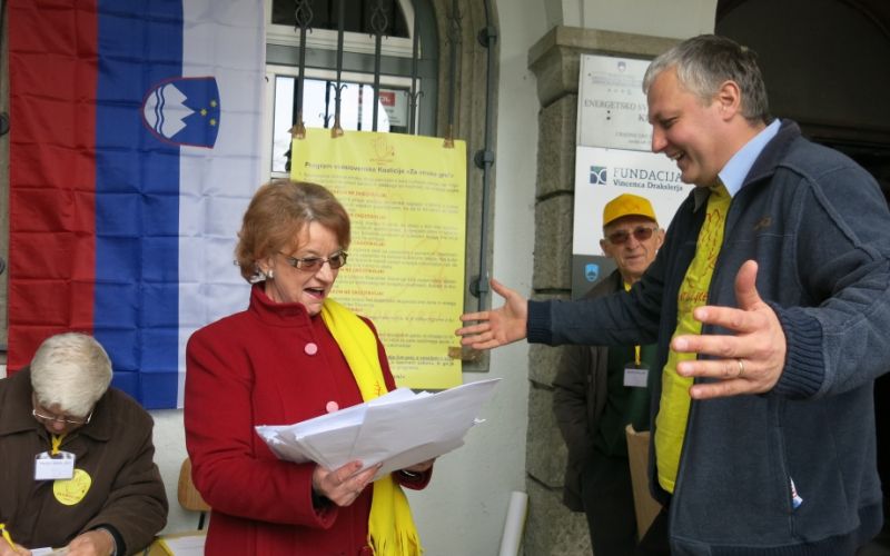 zevnik, primc, podpisi.jpg