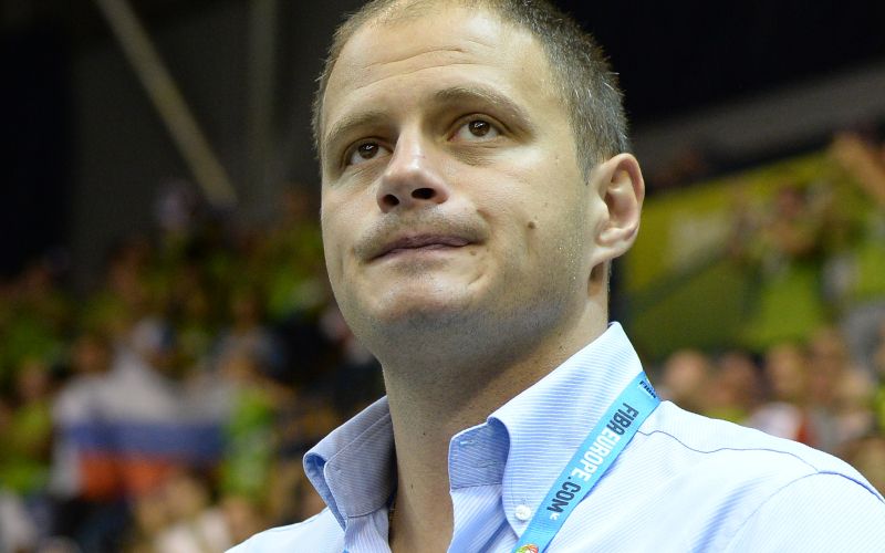 879-34-nesterovic portret.JPG