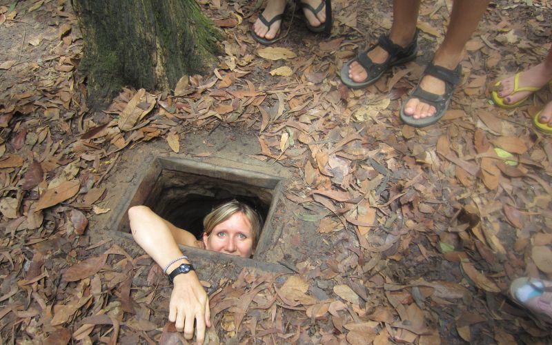 saigon-and-cu-chi-tunnels-250.jpg