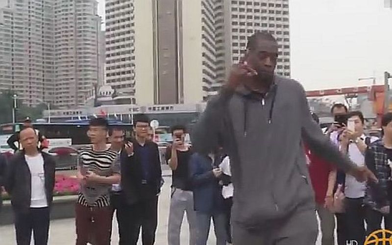 dikembe.jpg