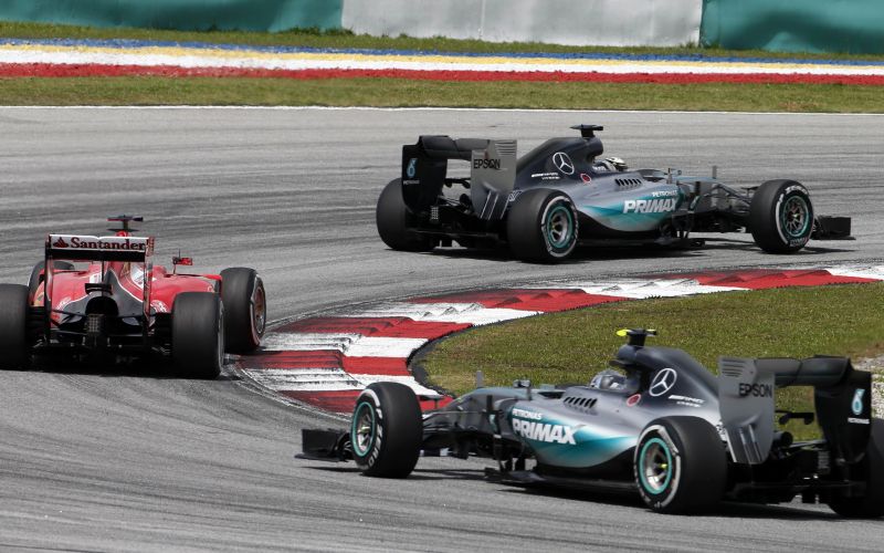 ferrari mercedes.jpg